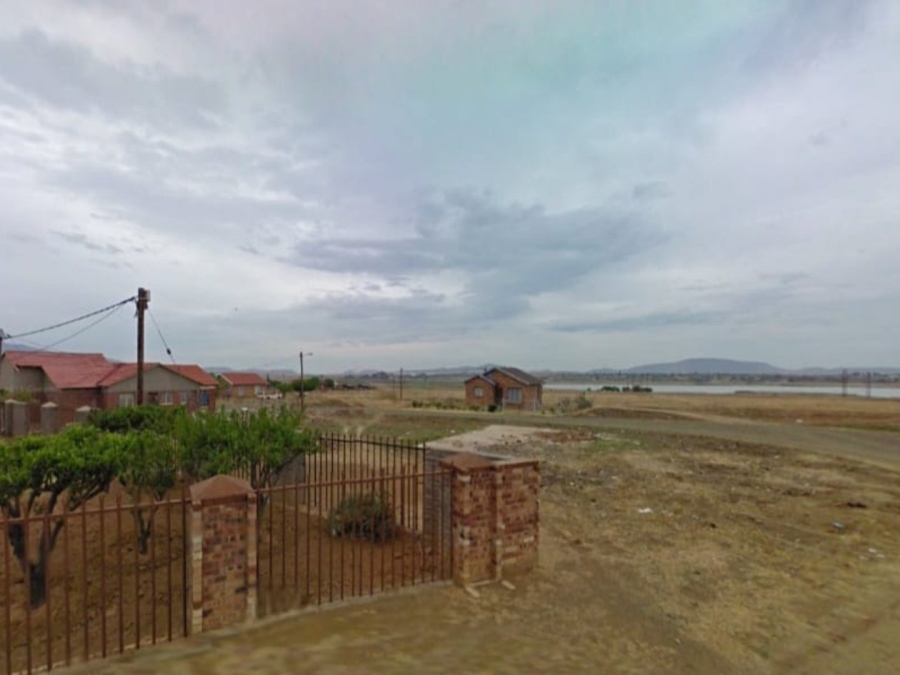  Bedroom Property for Sale in Selosesha Free State